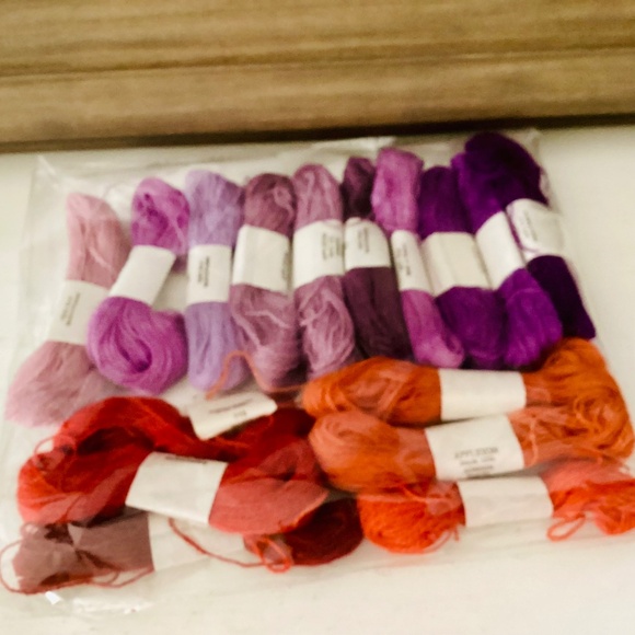 Appleton Yarn of London Wool Needlepoint Tapestry Thread Lot of 16 Purple Orange - Picture 3 of 11